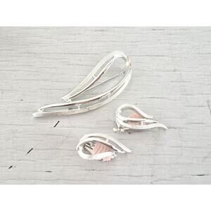 Vintage Sarah Coventry Abstract Leaf SIlver-tone Brooch and Earring Set